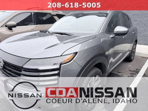 Certified 2025 Nissan Kicks SV image 1