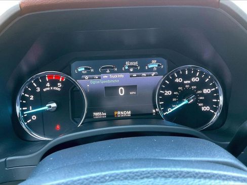 Used 2022 Ford F250 Platinum w/ FX4 Off-Road Package image 20