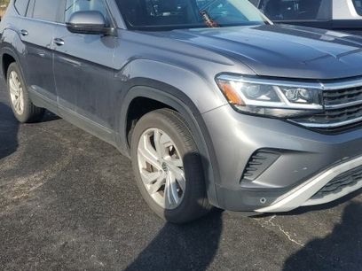 Used 2021 Volkswagen Atlas SE w/ Panoramic Sunroof Package