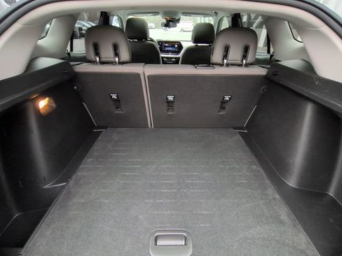 Used 2024 Chevrolet Trax ACTIV w/ Sunroof Package image 24