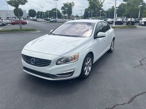 Used 2015 Volvo S60 T5 FWD image 4