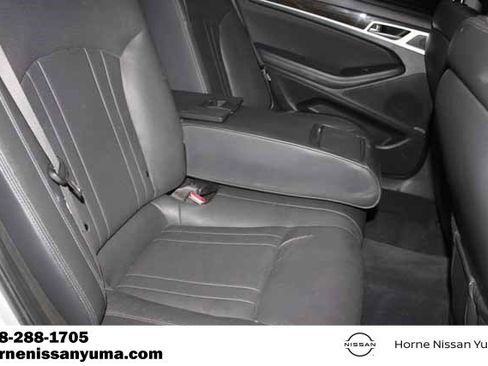Used 2015 Hyundai Genesis 3.8 w/ Option Group 02 image 7