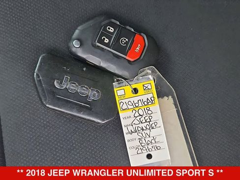 Used 2018 Jeep Wrangler Unlimited Sport S AWD/4WD image 35