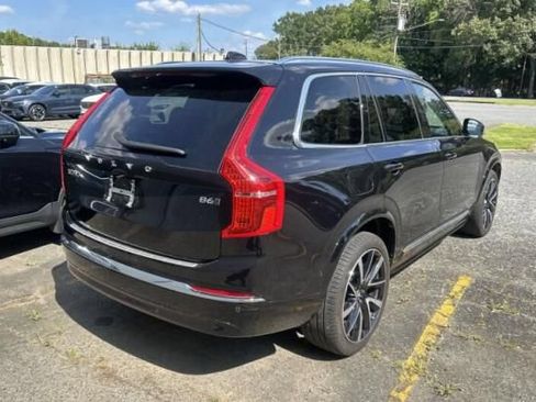 Used 2024 Volvo XC90 B6 Plus w/ Protection Package Premier AWD/4WD image 4