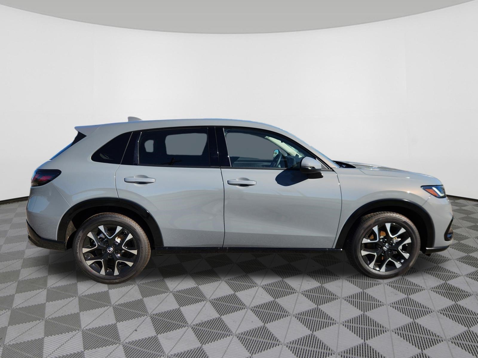 New 2027 Honda HR-V EX-L image 6