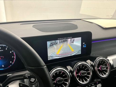 Certified 2022 Mercedes-Benz GLB 250 image 29