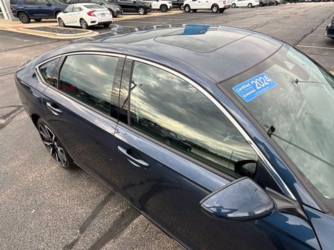Used 2024 Honda Accord Touring image 14
