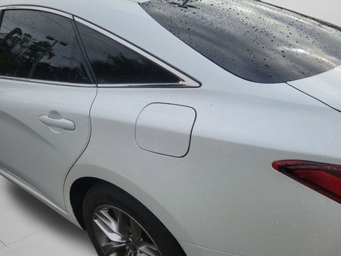 Used 2021 Toyota Avalon XLE w/ Moonroof Package FWD image 26