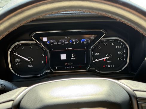 Used 2021 GMC Sierra 1500 AT4 w/ AT4 Premium Package AWD/4WD image 18