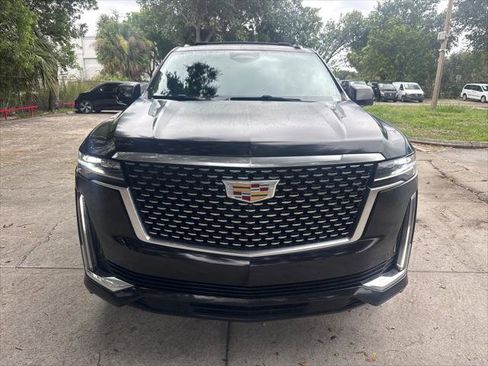 Used 2022 Cadillac Escalade ESV Premium Luxury AWD/4WD image 3