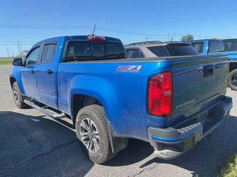 Used 2022 Chevrolet Colorado Z71 AWD/4WD image 8