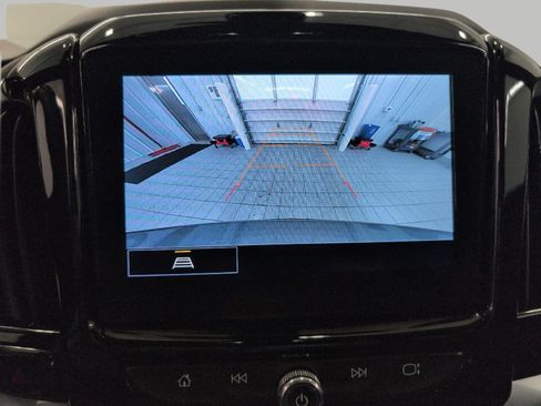 Used 2023 Chevrolet Traverse LT w/ LPO, Floor Liner Package AWD/4WD image 15