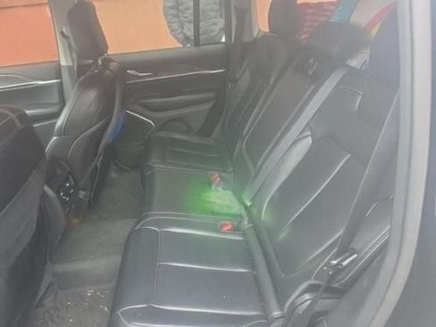 Used 2022 Jeep Grand Cherokee Limited 4xe image 16