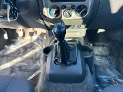 Used 2006 Chevrolet Colorado LT AWD/4WD image 30