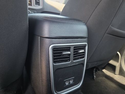 Used 2023 Dodge Charger SXT RWD image 10