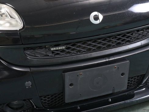 Used 2009 smart fortwo BRABUS RWD image 13
