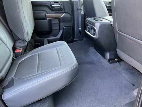 Used 2021 GMC Sierra 3500 Denali w/ Denali Ultimate Package AWD/4WD image 19
