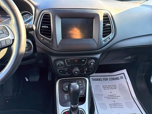 Used 2018 Jeep Compass Latitude w/ Popular Equipment Group image 24