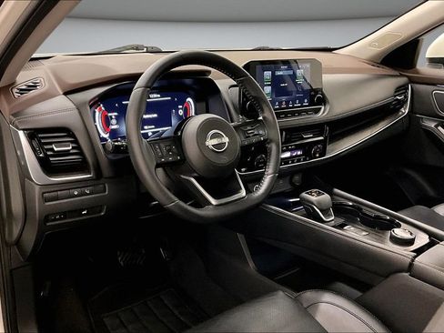 Used 2022 Nissan Rogue Platinum w/ Head-Up Display Package image 17