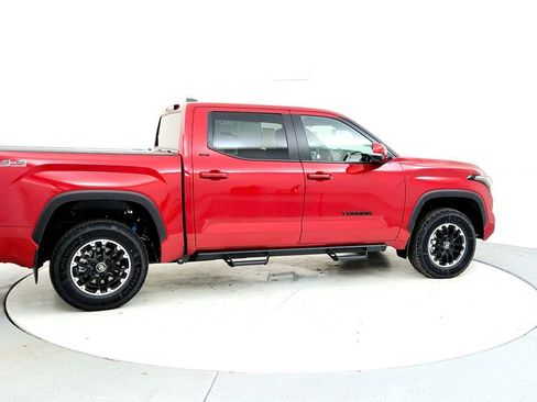 New 2026 Toyota Tundra SR5 AWD/4WD image 6