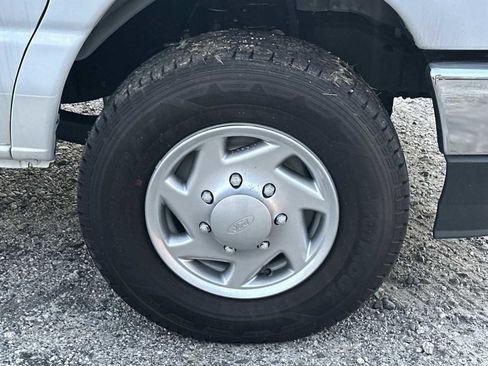 New 2025 Ford E-350 and Econoline 350 Super Duty w/ Power Equipment Group image 15