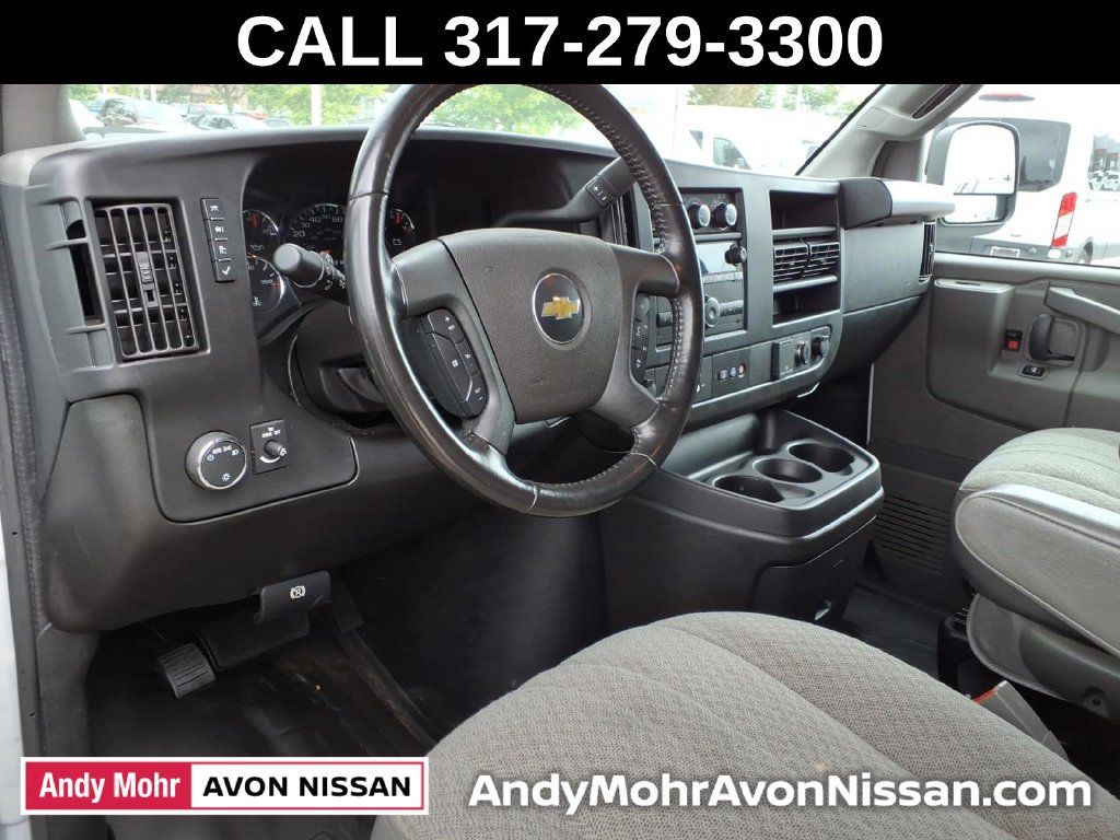 Used 2022 Chevrolet Express 3500 Extended w/ Driver Convenience Package RWD image 18