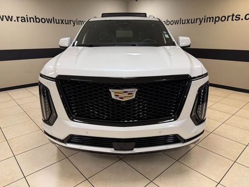 Used 2025 Cadillac Escalade Sport w/ Touring Package image 2