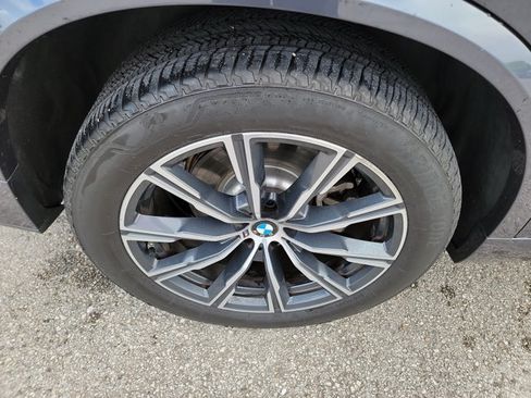 Used 2019 BMW X5 xDrive40i w/ M Sport Package AWD/4WD image 11