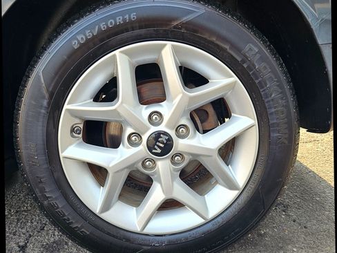 Used 2020 Kia Soul S image 26