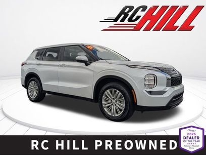 Used 2023 Mitsubishi Outlander ES