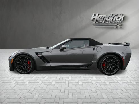 Used 2015 Chevrolet Corvette Z06 w/ 3LZ Preferred Equipment Group RWD image 8