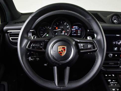 Certified 2026 Porsche Macan AWD/4WD image 26
