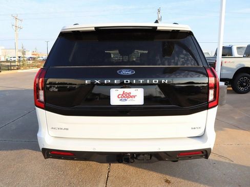 New 2025 Ford Expedition Max Active image 26