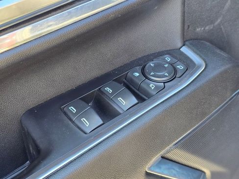 Used 2024 GMC Sierra 2500 SLE image 23