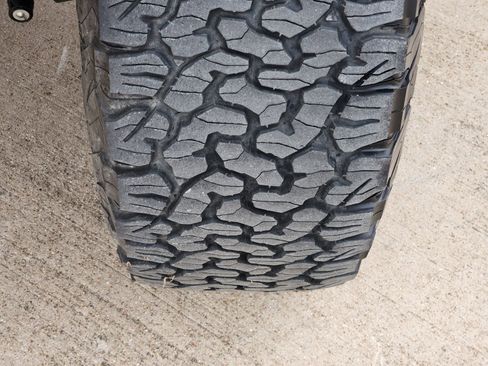 Used 2020 Chevrolet Silverado 2500 LTZ w/ LTZ Texas Edition image 12