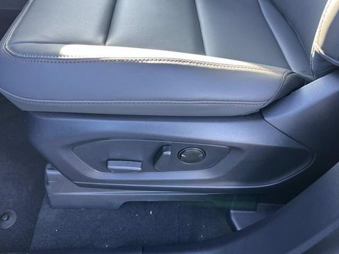 New 2026 Ford Explorer Active w/ Active Comfort Package image 25