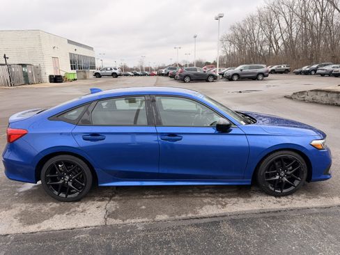 Certified 2023 Honda Civic Sport image 2