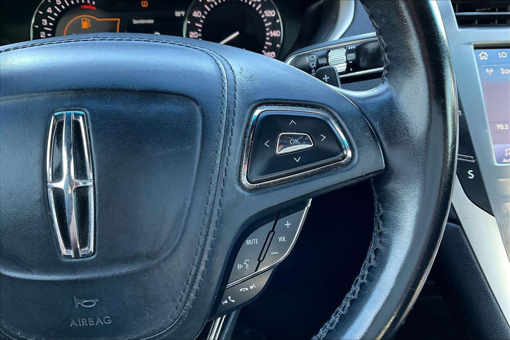 Used 2020 Lincoln MKZ Reserve w/ Elements Package FWD image 10