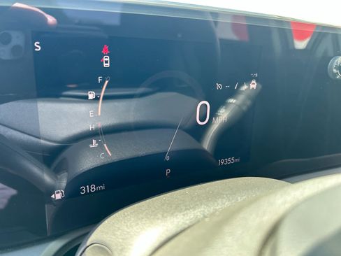 Used 2024 Buick Encore GX Sport Touring image 22