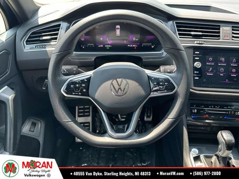 Certified 2024 Volkswagen Tiguan SE R-Line FWD image 17