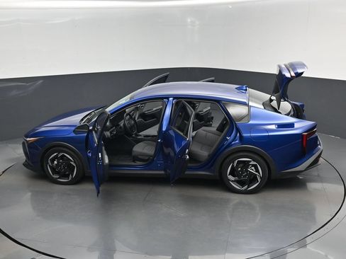 Certified 2025 Kia K4 EX FWD image 17