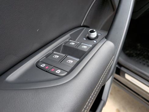 Used 2023 Audi Q5 2.0T Premium Plus w/ Premium Plus Package image 15