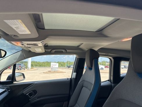 Used 2018 BMW i3 image 24