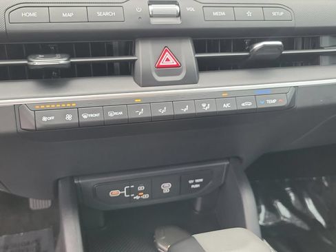 Used 2025 Kia K4 FWD image 15