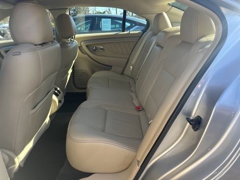 Used 2015 Ford Taurus SEL w/ Equipment Group 201A image 8