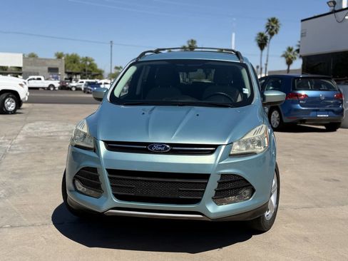 Used 2013 Ford Escape SE image 2