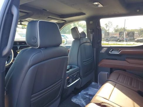 New 2026 GMC Sierra 1500 Denali Ultimate AWD/4WD image 11