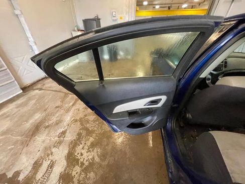 Used 2012 Chevrolet Cruze LS w/ Connectivity Package image 24