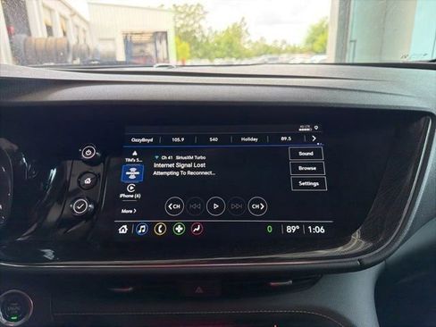 Used 2023 Buick Envision Essence FWD image 6
