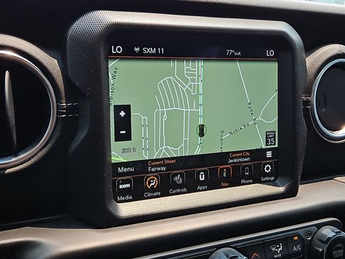 Used 2021 Jeep Wrangler Unlimited Sahara w/ Cold Weather Group AWD/4WD image 16